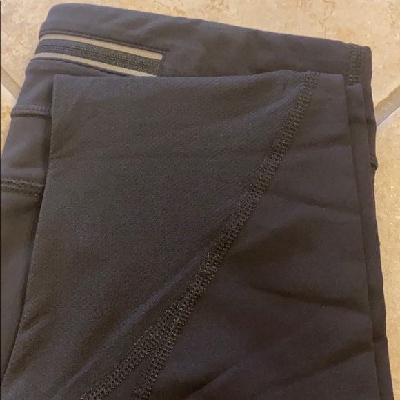Lululemon Pace Rival Crop *22"
Black - Picture 7 of 7